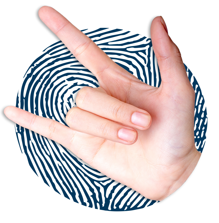Eine Hand, die das „Ich liebe dich“-Zeichen in amerikanischer Gebärdensprache macht: Daumen, Zeigefinger und kleiner Finger ausgestreckt, Mittelfinger und Ringfinger eingeklappt.